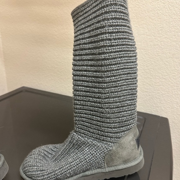 UGG Sweater Boots SZ 5 - Picture 4 of 8